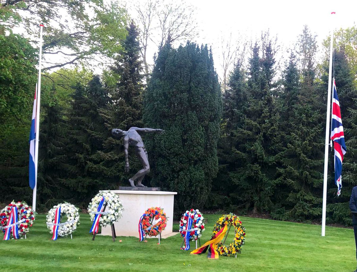 KvanOosterom's tweet photo. Impressive Remembrance Day ceremony at Mill Hill field of honour in London. Gave a speech together with my German colleague Miguel Berger with Selma van de Perre in attendance. Emotional moment honouring reconciliation in the past and cooperation in the present and the future. https://t.co/6Z1H9os1JC