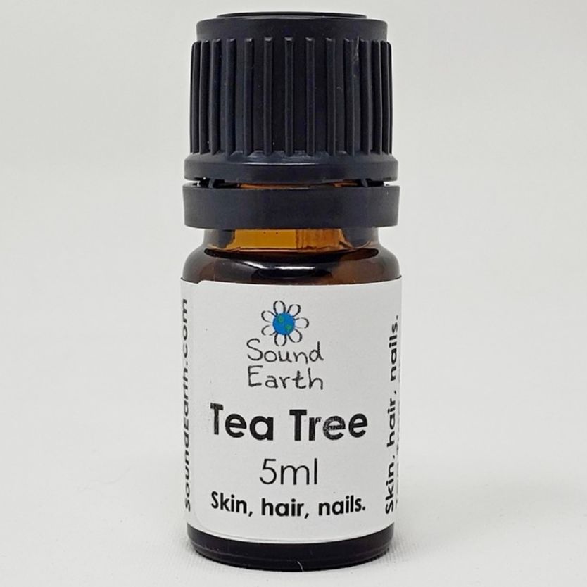 safeclean's tweet photo. Tea Tree Essential Oil Belongs in Your Cleaning Kit! - https://t.co/Ko7PWFj9WZ https://t.co/KnqH0aIjUm