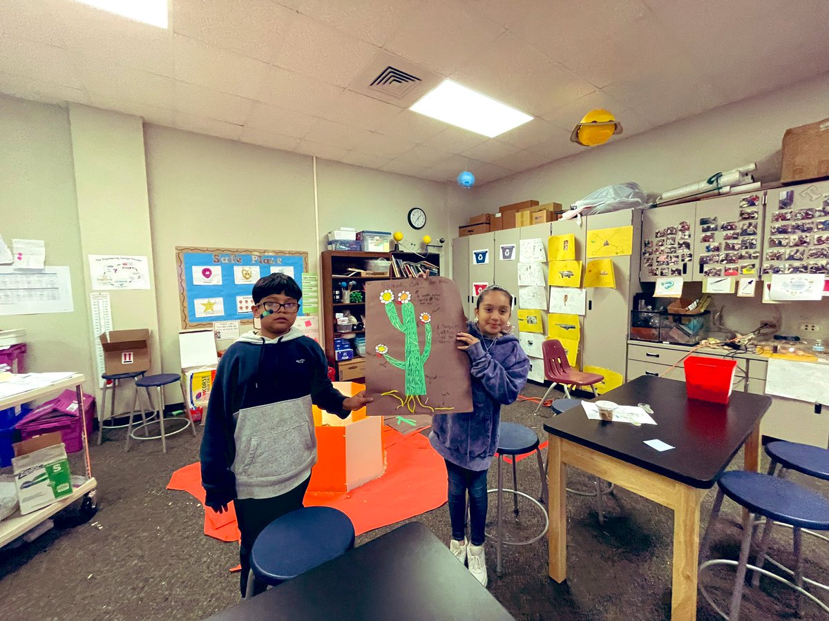 RituGan23514369's tweet photo. @PISDScienceK_4 @RituGan23514369 3rd grade scientists showing off their craftwork on saguaro cactus adaptations! 🌵 #MoralesSciencelab #MoralesRockets https://t.co/Q89IqTR6XX