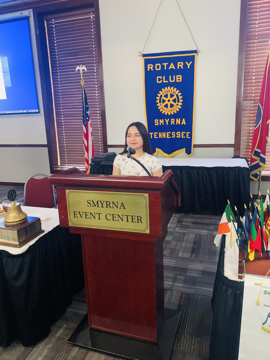 Congratulations to Paw Wah and Hser Gay Moo this years Rotary scholarship winners!! Bulldog Proud!!
#onlyoneshs #playfornae <a href="/SmyrnaBulldog/">Smyrna Bulldog</a>