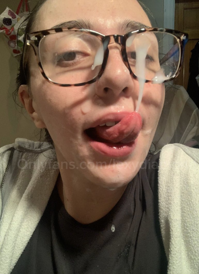 Blind me with the nut😆 https://t.co/vUC5IaZ8qM