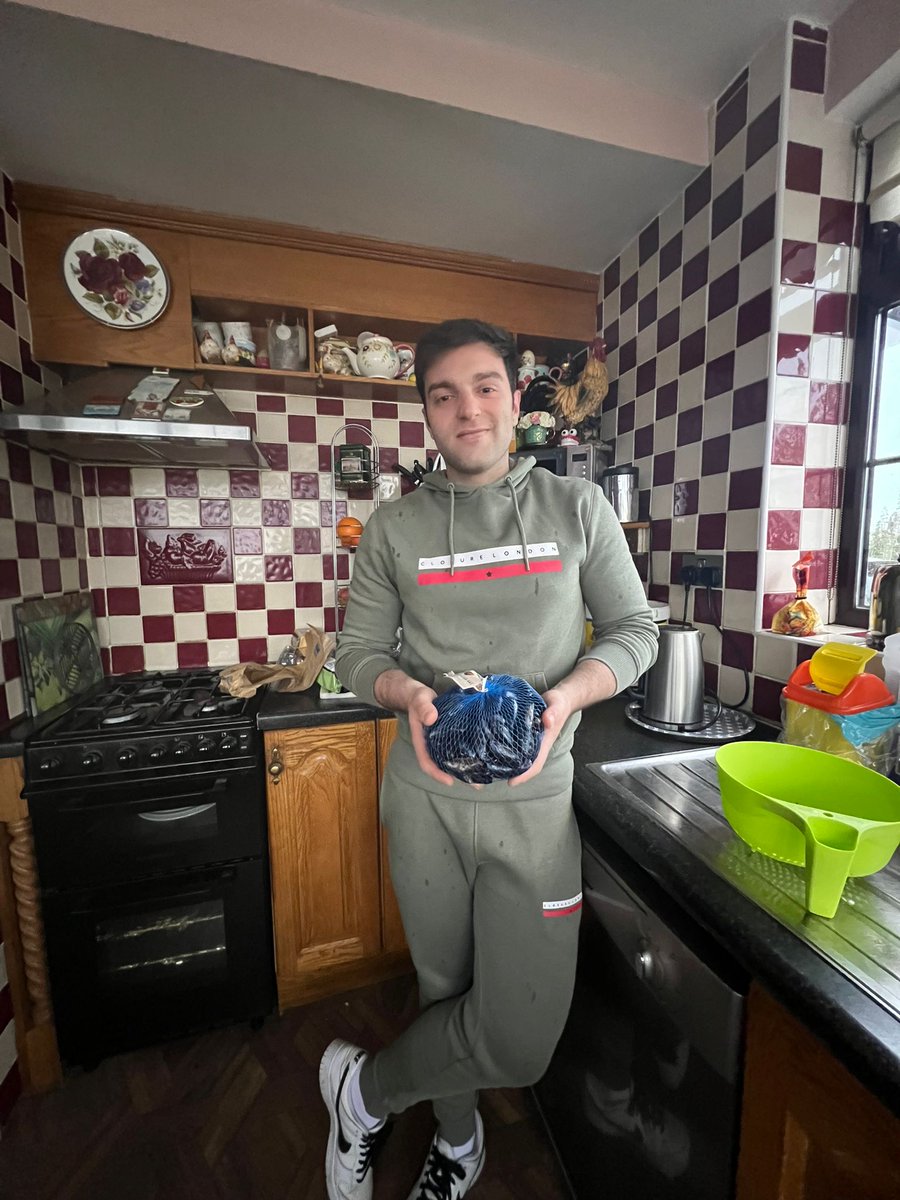 joynard_s's tweet image. Today making mussels :) who wants some?