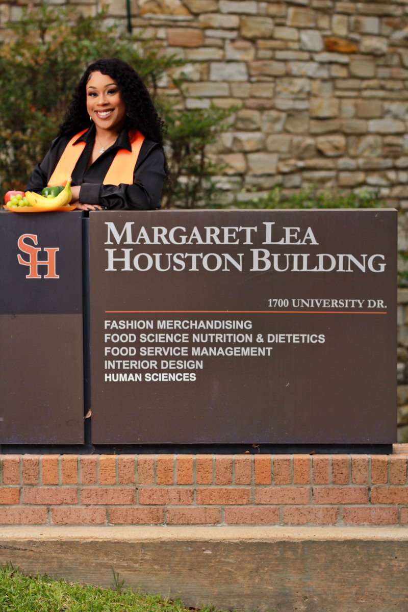 mae_carlie's tweet photo. Here’s to the beginning of a new era ✨

Psalm 32:8 -
I will instruct you &amp; teach you in the way you should go; I will counsel you with my eye upon you

May 11th, 2023 🐾 💙🧡
B.S. in Food Science &amp; Nutrition 🦠🥑
Finally #FiniSHed https://t.co/1ipwBQS6ET