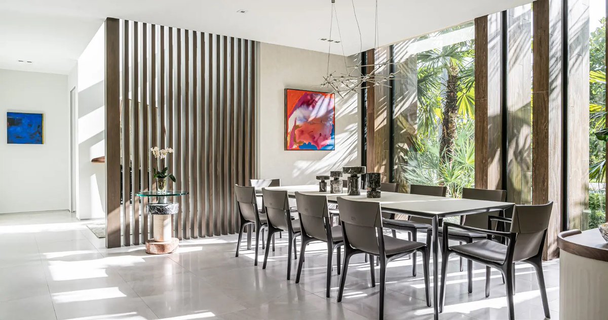 A shot from a Miami Beach job we completed in collaboration with architect Max Strang!

#Contemporary #ContemporaryFurniture #Furniture #Furnishings #ContemporaryFurnishings #HighEnd #HighEndFurniture #HighEndFurnishings #Luxury #LuxuryFurniture #LuxuryFurnishings #Modern
