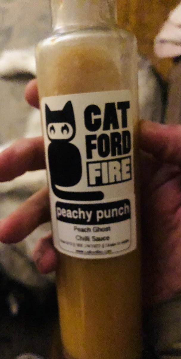 Hammer11Run's tweet photo. Just went a bit over generous on the ghost chilli not realising just how Damn hot it was!! looking at the stats it’s right up there in the red 😂🌶 👅😳 😅 this stuff is good! #ghostchilli #tonguebuster #catfordfire 🔥 https://t.co/cpj47iew0b