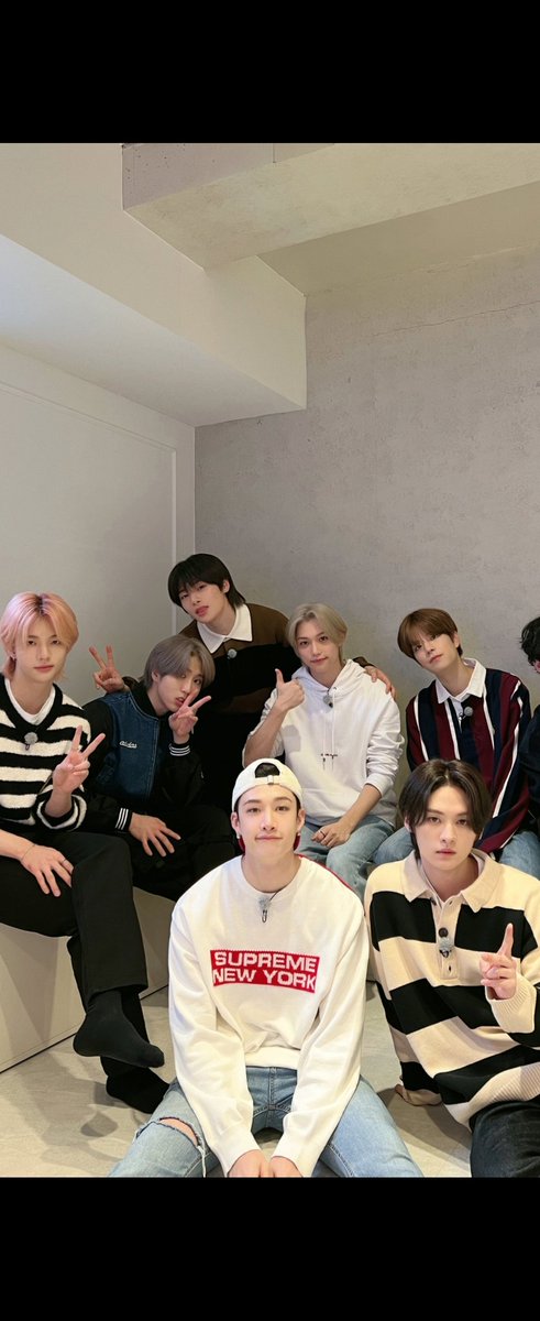 Bangchan_italy's tweet photo. Skz CODE time out Mt part 3
ep. 35 ⌚
#BangChan #StrayKids #straykidscode https://t.co/2aa8dUyp4y