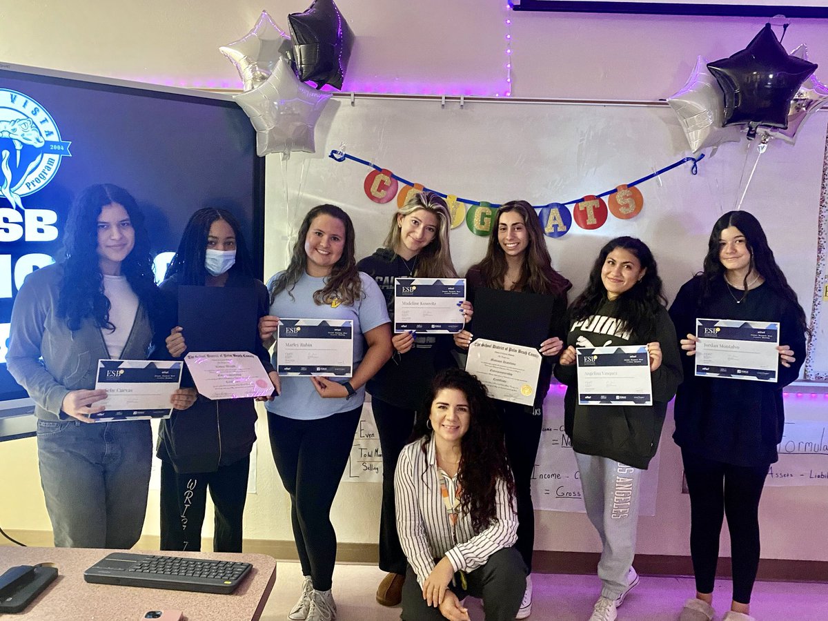 MigdalynV's tweet photo. 💯pass rate 🔥 ESB Industry Cert. Despite the different learning styles, all 32 students tested💪 
Not everyone wanted a 📸, but all were very appreciative of the small ceremony. Acknowledging their hard work is so important💫
I am so proud of them!💙🐍 #Motivation @PV_Business https://t.co/WG1RjavUQx