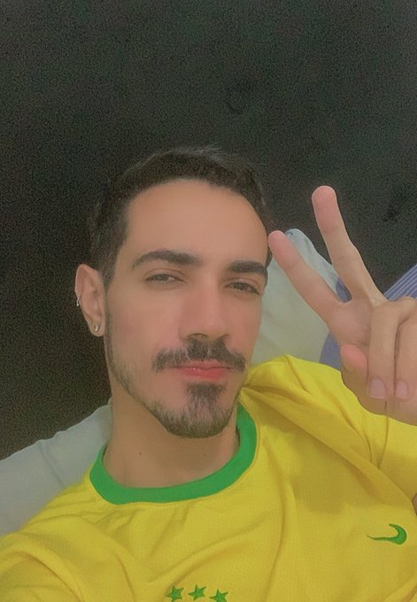 co&eacute; https://t.co/THuJOCFr2M<a href="/tag/eunascilgbt"class="tags"><span>#eunascilgbt</span></a>