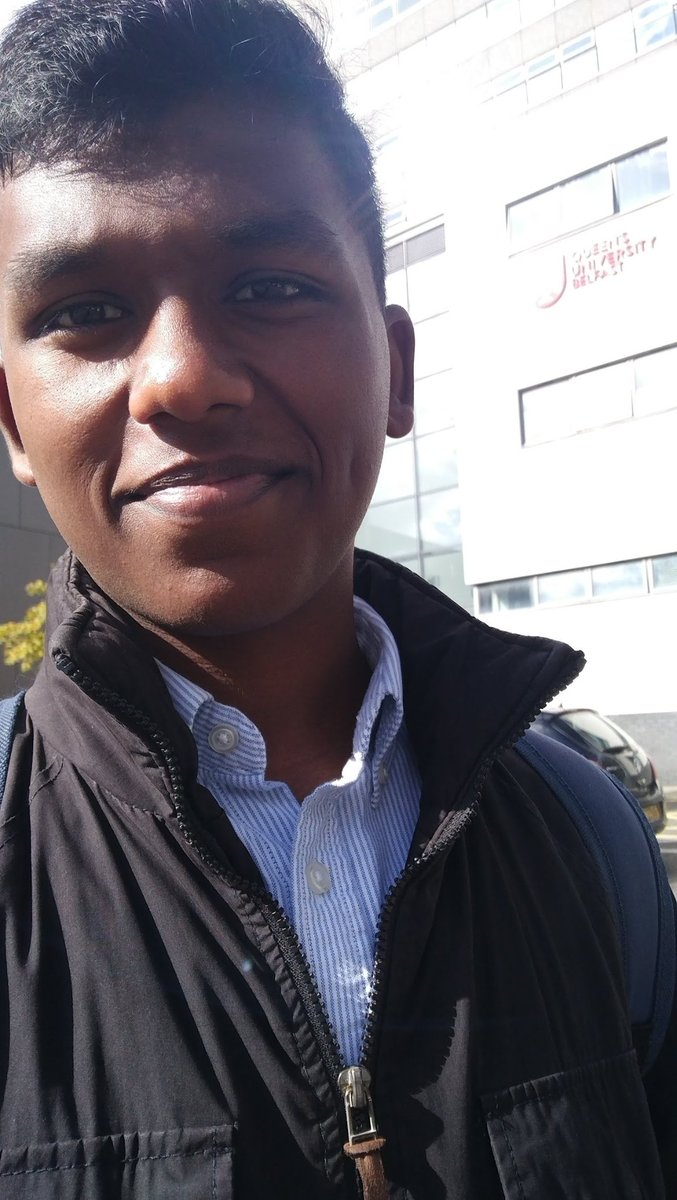 j_vgeorge's tweet photo. First vs Final day of Med School!Praise God! Grateful for all the support from my family,friends and all the staff at @QUBMedEd for all they have done  on my journey so far!Excited for the next chapter! *Inserts memes that kept me going* Thank you! @GKettyle 📸 #qub #medschool https://t.co/aZRwAFVh9u