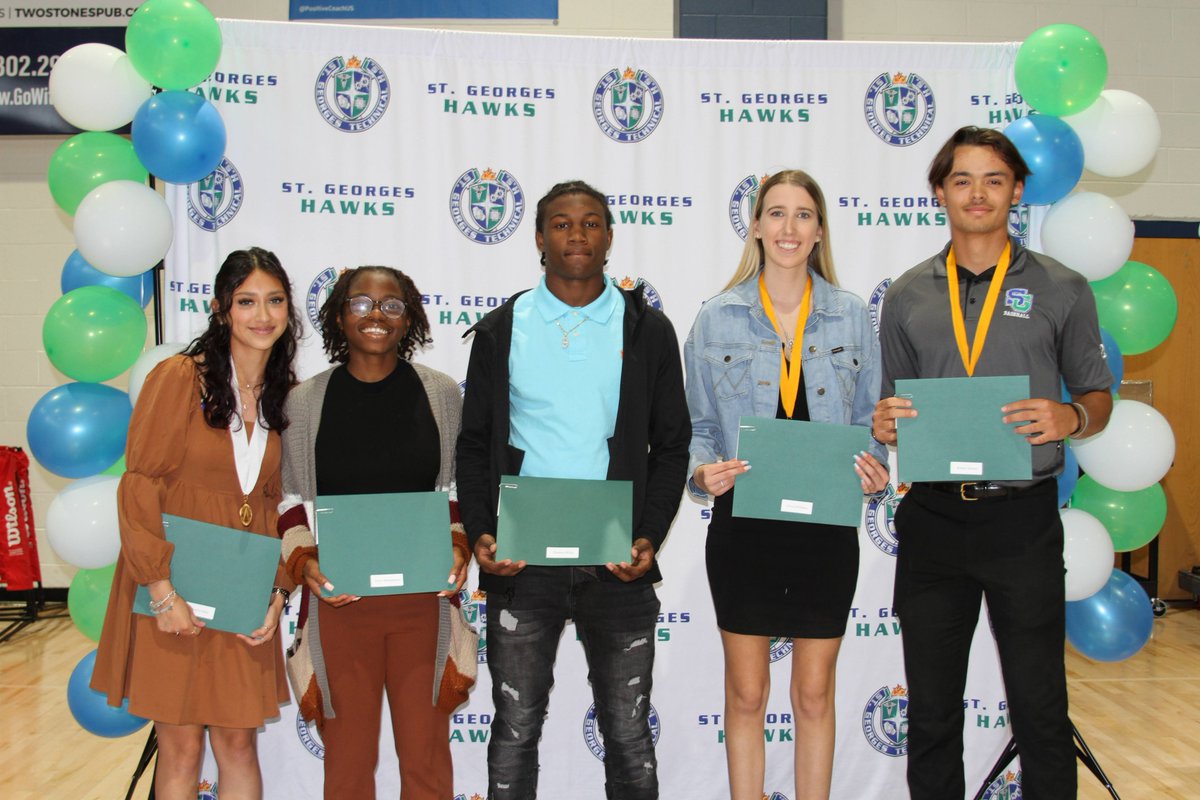 HawksSG's tweet image. So proud of all of our scholarship award winners #SGClassOf2023. #NCCVTWorks @ChadHarrisonSG @fhansonic @drjconnor299 @SarahOlsavsky