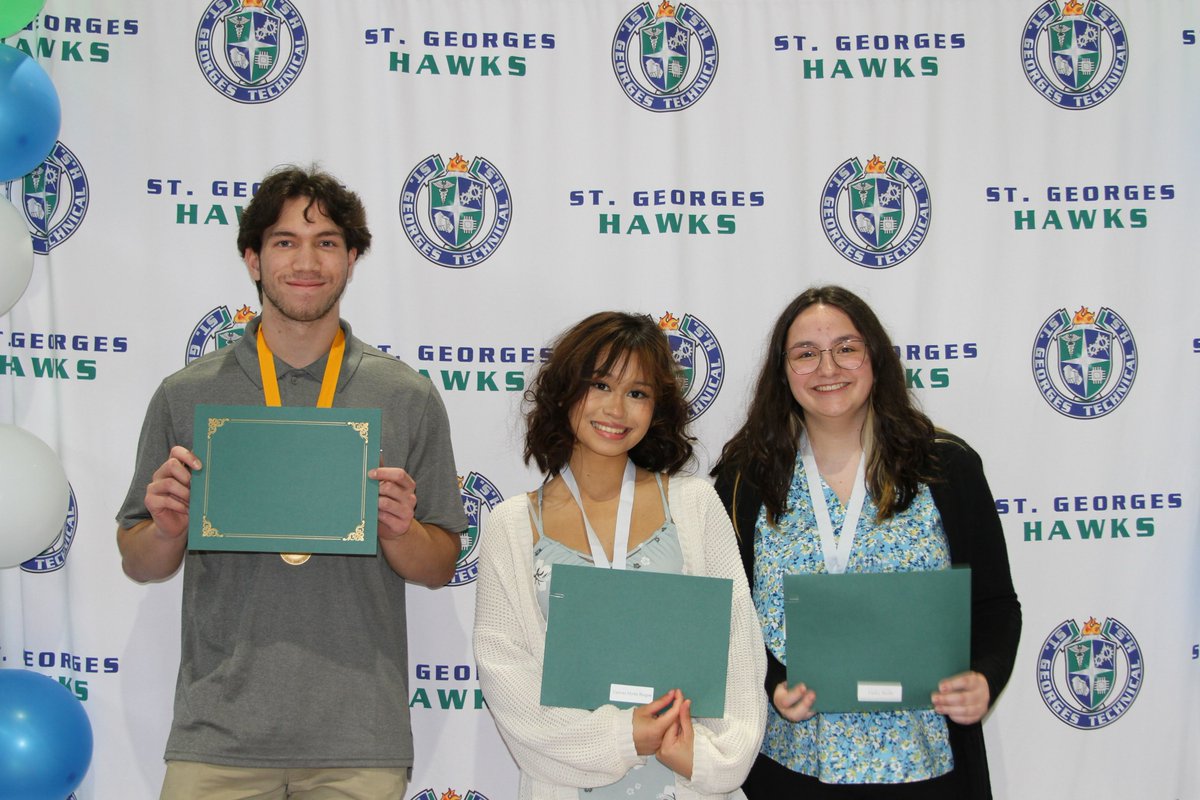 HawksSG's tweet image. So proud of all of our scholarship award winners #SGClassOf2023. #NCCVTWorks @ChadHarrisonSG @fhansonic @drjconnor299 @SarahOlsavsky