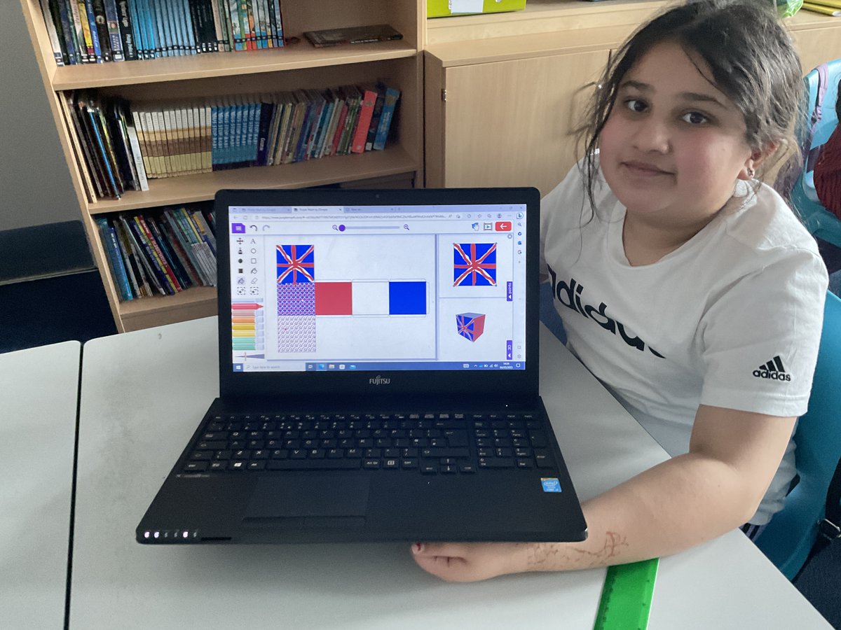 MarshfieldPS's tweet image. Year 5 used their computing skills today to design and create some coronation themed gift boxes. Looking forward to printing out our nets and creating our 3D products. There may even be some goodies to go inside. #MPSComputing #MPSMaths #KingCharlesCoronation #ExcellenceForAll