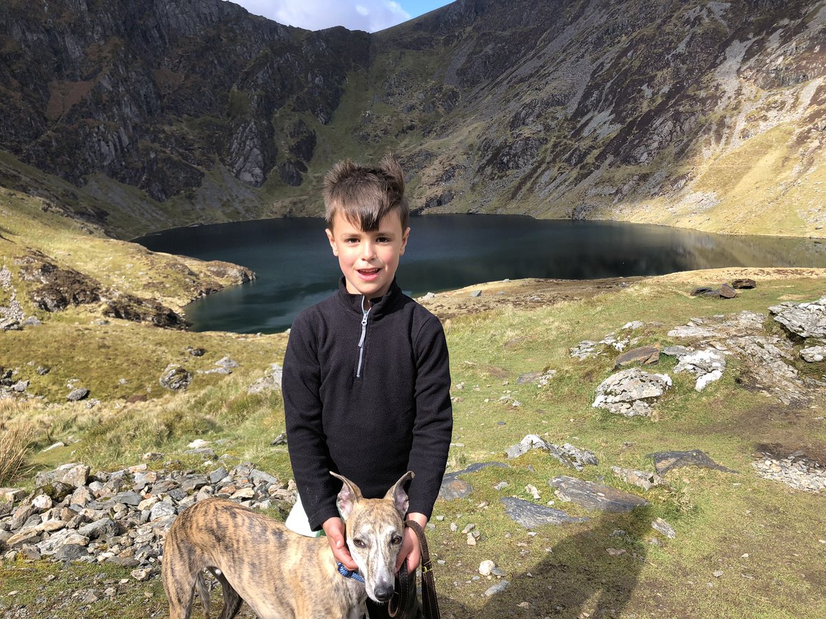 Following some intense training (thanks to Kobe and Ziggy 👍) I will be tackling the Welsh Three Peaks on 15th May to raise money for Bronglais Hospital Chemotherapy Day Unit: hyweldda.enthuse.com/pf/her-tri-cho…