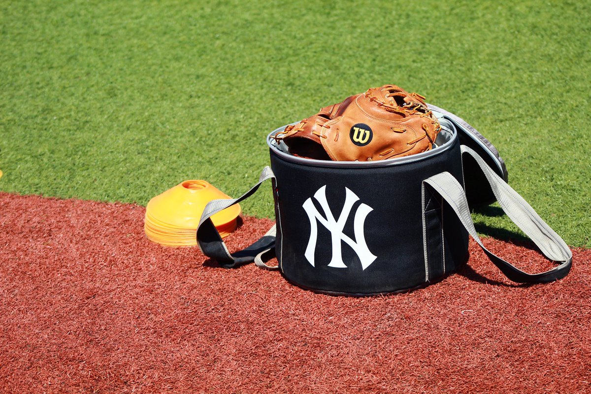 GHayesBlog's tweet image. #yankees #mlb #baseball #newyork #newyorkyankees #redsox #dodgers #sports #yankeestadium #beisbol #nyyankees #nyy #mlbtheshow #yankeesbaseball #bronxbombers #homerun #aaronjudge #mets #nyc #baseballlife #mlbnews #pinstripepride #baseballcards #bronx #lasmayores #worldseries