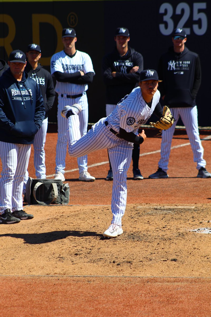 GHayesBlog's tweet image. #yankees #mlb #baseball #newyork #newyorkyankees #redsox #dodgers #sports #yankeestadium #beisbol #nyyankees #nyy #mlbtheshow #yankeesbaseball #bronxbombers #homerun #aaronjudge #mets #nyc #baseballlife #mlbnews #pinstripepride #baseballcards #bronx #lasmayores #worldseries