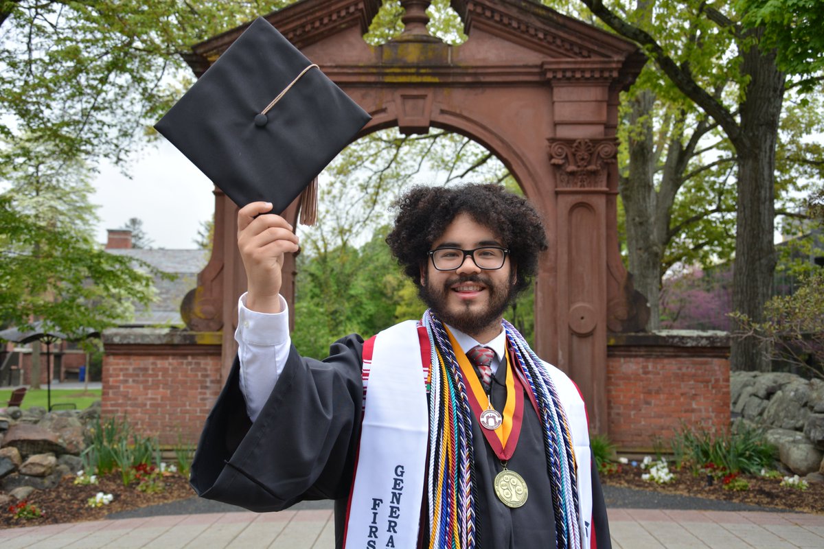 Introducing the 2023 Undergraduate Student Commencement Speaker ... Paolo Miyashiro Bedoya '23. ramapo.edu/commencement/u…

#RCNJ2023 #CapsOffRCNJ