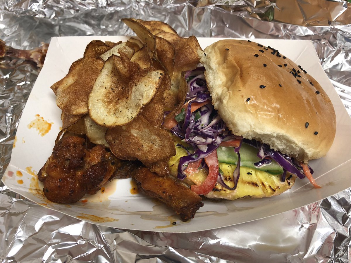 Mr. Robison tweet media