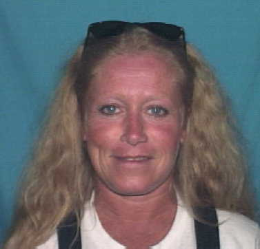 AngelsBokenHalo's tweet photo. This is Kim Roache.  She has been missing since June of 2000.  She left residence at 0200. Vehicle later located on Onion Mountain over an embankment with no signs of Kim. Her purse and wallet were in the vehicle.
FYI- The place #FaunaFrey stopped and was given the wrong address, that was Onion Hill Rd.
#KimRoache #MissingPerson #Oregon #ColdCase #JosephineCounty #GrantsPass