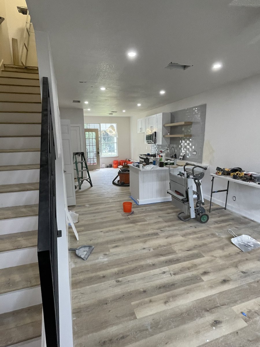TexasLandGuy's tweet photo. Though we prefer to lasso land deals these days, it’s still a guilty pleasure to see some before/afters.

Here’s a beauty of condo we just listed in NW Austin! https://t.co/wafnm1Tcas