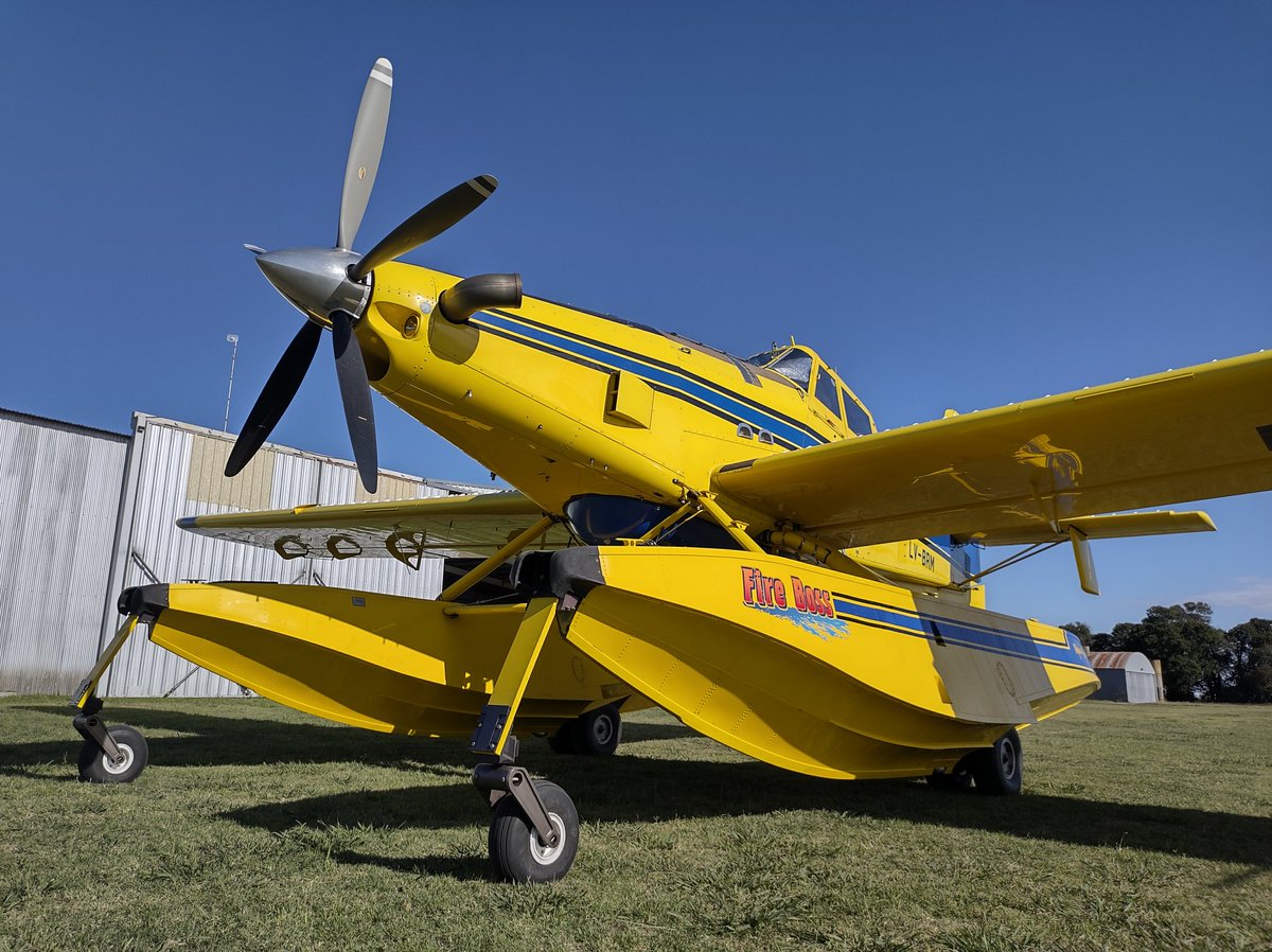 unitrados's tweet image. Happy international Firefighters day!!!  "👩🏽‍🚒Get there quick, 💦drop it right, and come back safe 🏠"
Hats off to all firefighters around the 🌎 #InternationalFirefightersDay
#at802 #fireboss