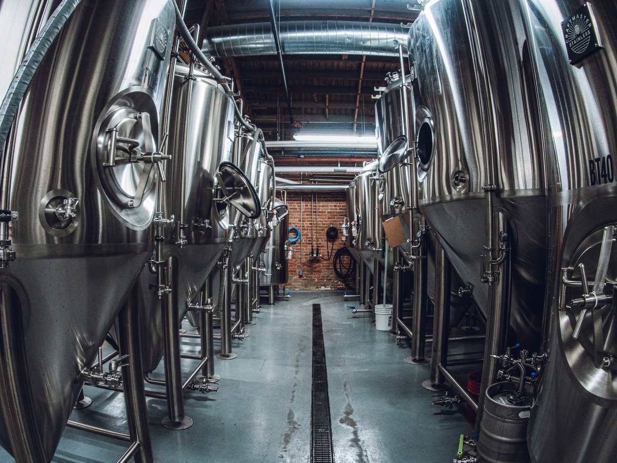 These tanks have been BUSY! Freshly tapped for this weekend:

🍺 LIME TRAVEL (Gose)
🍺 SCREAMIN' MIMI (American Blonde Ale)
🍺 SECRET FARM (Bavarian Hefeweisen)

We also had nonalcoholic versions of our ESB &amp; West Town Brown on tap, but those sold out! Stay tuned for more.