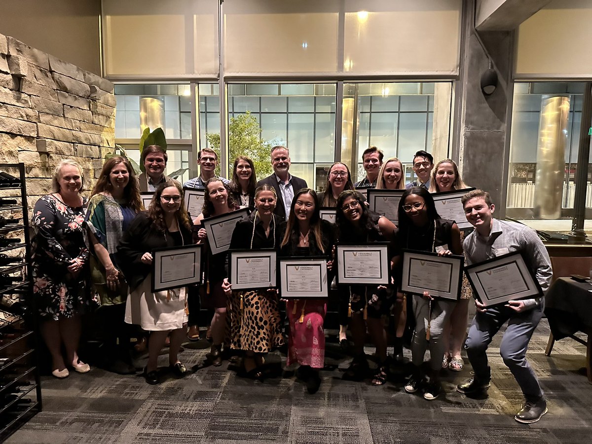 You may now officially refer to me as “Clara Si, M.P.” … half of an M.D. and half of a Ph.D. 🤷🏻‍♀️ Onward! @VanderbiltMSTP #mdphd #mstp #doubledocs