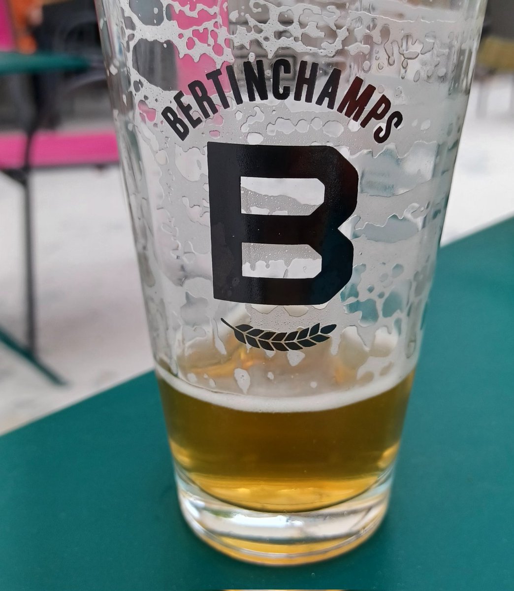 Nee, de Brugse Zot was op zei de cafébaas, maar hij had iets anders met een B en inderdaad... berelekker