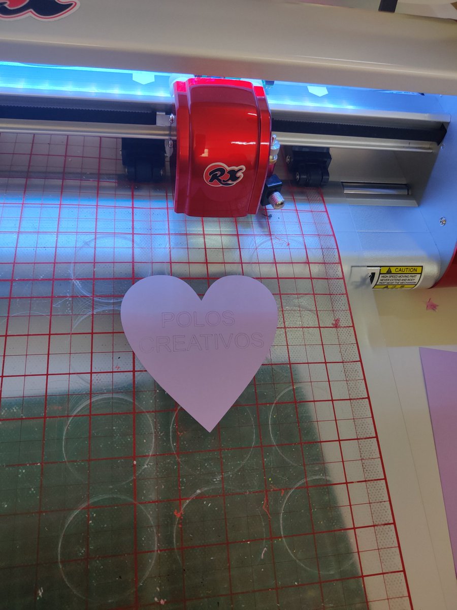 Hoxe toca formación de plotter de corte no <a href="/iesteis/">IES Teis</a>
