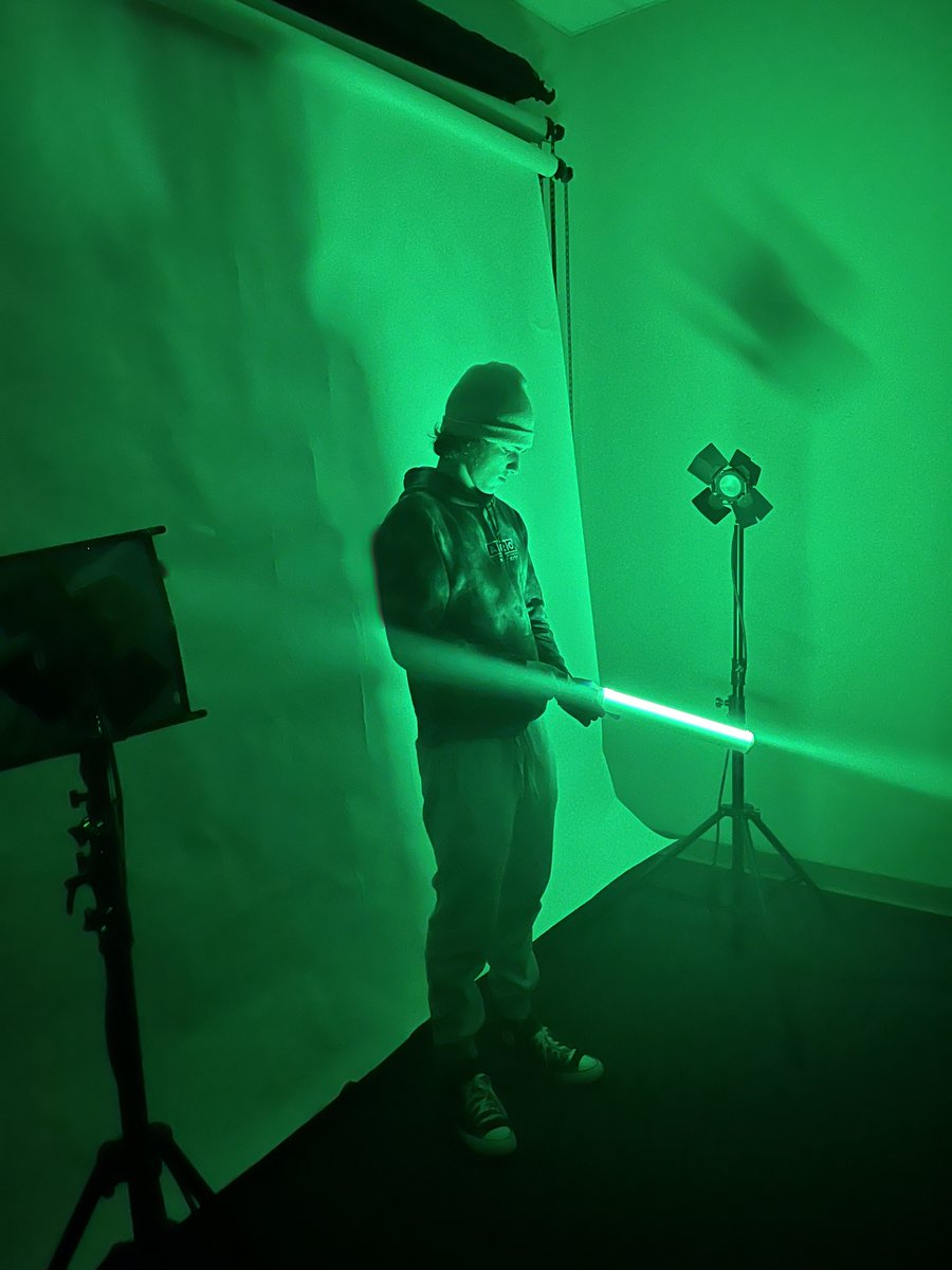LakeRidgeRoyals's tweet photo. Strong in the #force, our #LakeRidgeAcademy Upper School photography class is. Our Royals tested their #knowledge and #StarWars skills by using #lightsabers in their long exposure photo project and learned the #LRAWay on this #Maythe4th. https://t.co/lm507WWvWb