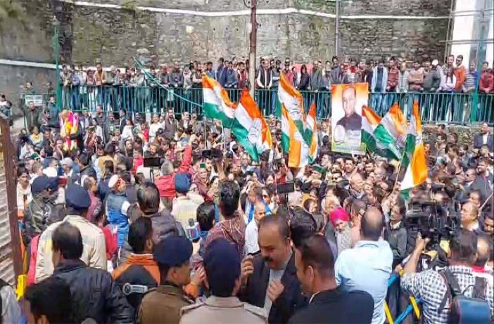 SanjaySDutt's tweet photo. Heartiest Congratulations to all winning #Congress candidates, leaders, functionaries and activists of @INCHimachal family for their historical victory in the #ShimlaMCElection.
Sincere thanks to the voters of #Shimla for reposing their faith in the Congress Party commitment to deliver good governance, development & welfare for the people of #Shimla.
This mandate is also reaffirmation of the trust the people of #HimachalPradesh had recently bestowed on us in the Assembly elections by electing our Government.
@ShuklaRajiv @SukhuSukhvinder @virbhadrasingh @Agnihotriinc
@janartha_harish @anirudhsinghMLA @VikramadityaINC