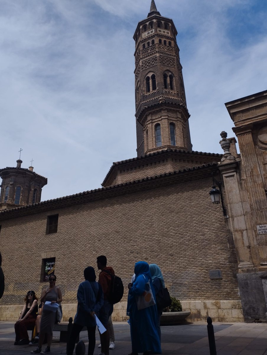 JorgeJmzLpz's tweet photo. Tras dos cursos con experiencias piloto en nuestro #PISOC sobre mediación cultural y #ApS, el próximo, empieza a pleno rendimiento: más asignaturas, más equipo, más aprendizajes y más afecto en el estudio

¡Gracias @Accem_ong y @AFRICagua! ¡Nos aportáis a l@s verdaderos maestr@s! https://t.co/dsrIP4Ya0g