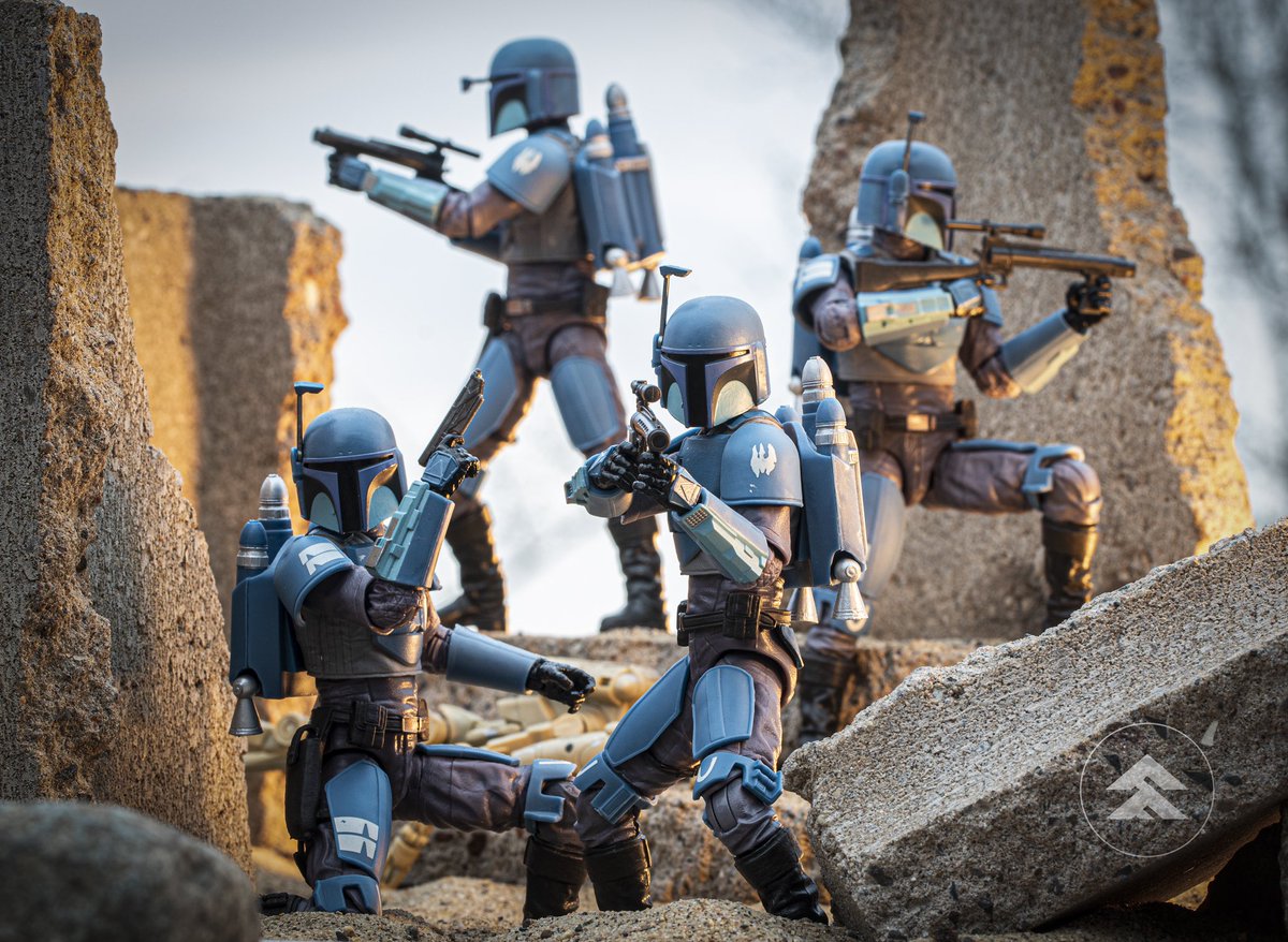 For Mandalore.

#mandalorian 
#StarWarsDay 
#May4thBeWithYou 
#hasbrotoypic 
<a href="/EntEarth/">Entertainment Earth</a>