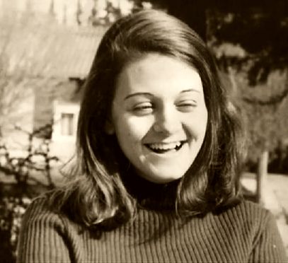 fjcvlopez's tweet photo. ¿Se acuerdan la historia del Asteroide que lleva el nombre de una desaparecida?

Ana Diego fue una joven que estudiaba astronomía. Encarcelada y con las manos atadas, tenía la enorme capacidad de comprender qué hora era haciendo algunos cálculos matemáticos. Era comunista. https://t.co/OLgHqoogd1