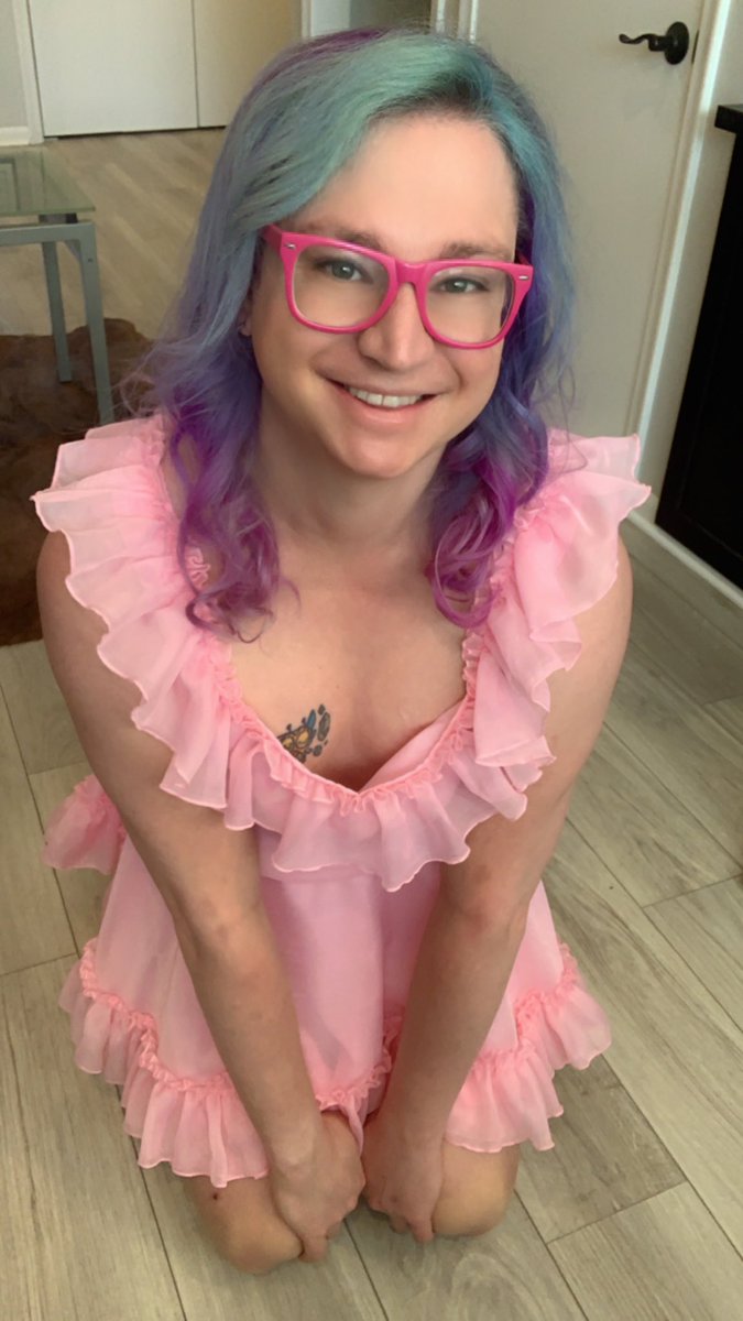 AddyPeePants's tweet photo. Did you need to check something? ☺️#abdl https://t.co/TYND12BNN6