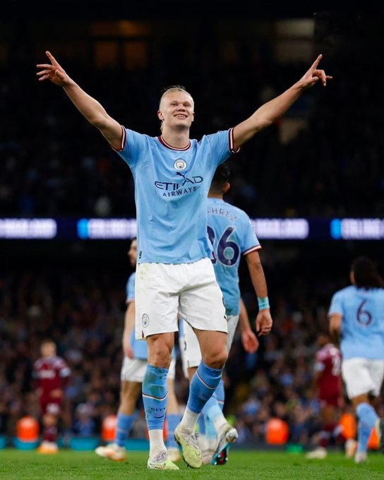 Haaland, direct în istorie! Jucătorul lui Manchester City a egalat marele record din Premier League. Foto: Tw/@ErlingHaaland