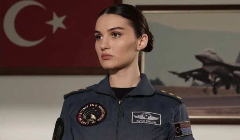 #GizemGüneş'in kadrosunda yer aldığı #Alsancak yeni bölümüyle bu akşam 20.00'de Trt1'de 📺 <a href="/giz_gunes/">Gizem Güneş</a>