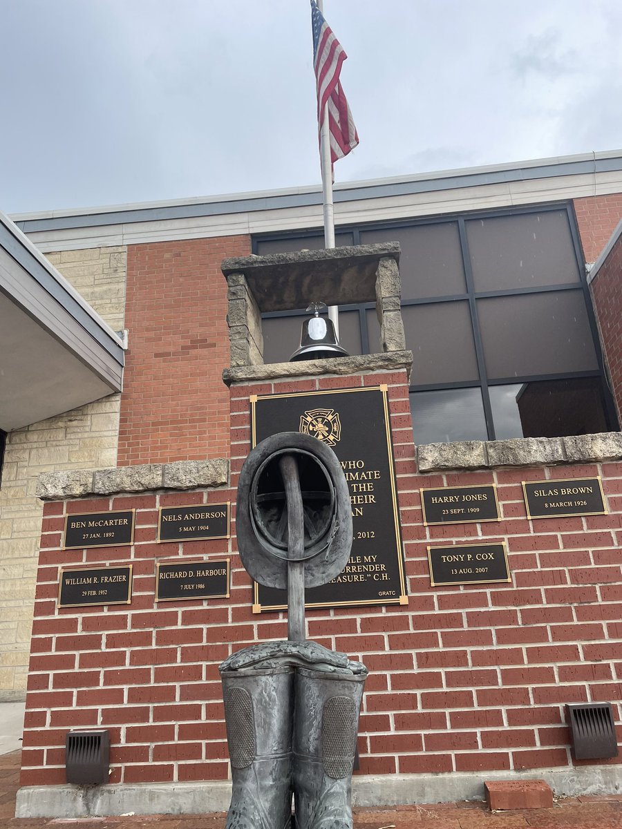 Topekafire's tweet photo. Join us on #InternationalFirefightersDay to honor and thank firefighters past and present for their service and sacrifice. Shout out a firefighter who you appreciate below! https://t.co/xT1uxtFkM9