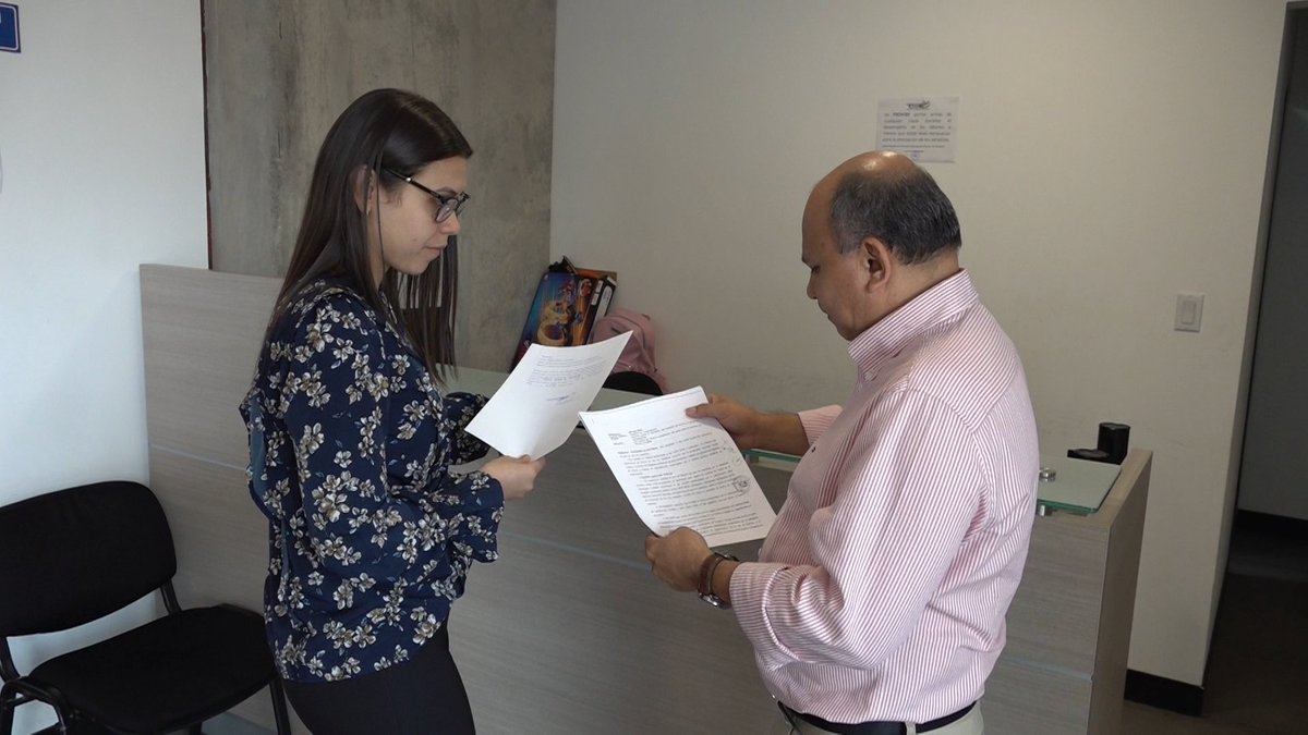 #PartidosEnOrganizacion|Este día hicimos entrega de libros al partido en organización SOMOS, en cumplimiento de acuerdo de Organismo Colegiado de otorgar prórroga para completar recolección de firmas de respaldo, en su proceso para optar a ser un partido legalmente inscrito.
