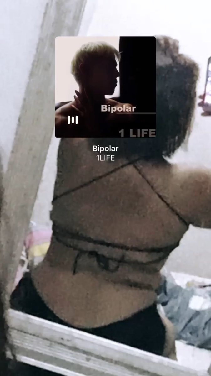 สมศรีชอบกินไข่เต่า tweet media