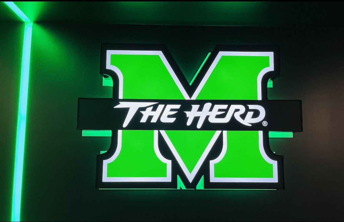 Thankful to receive my first offer from Marshall University !!!! AGTG 💚 <a href="/Co_Jackson21/">Chevis Jackson</a> <a href="/CoachHuff/">Charles C. Huff</a> <a href="/Coach_Plair/">Scott Plair</a> <a href="/CoachRique/">Enrique Williams</a> <a href="/Coach_ZGolson/">Zach Golson</a> Thank y’all