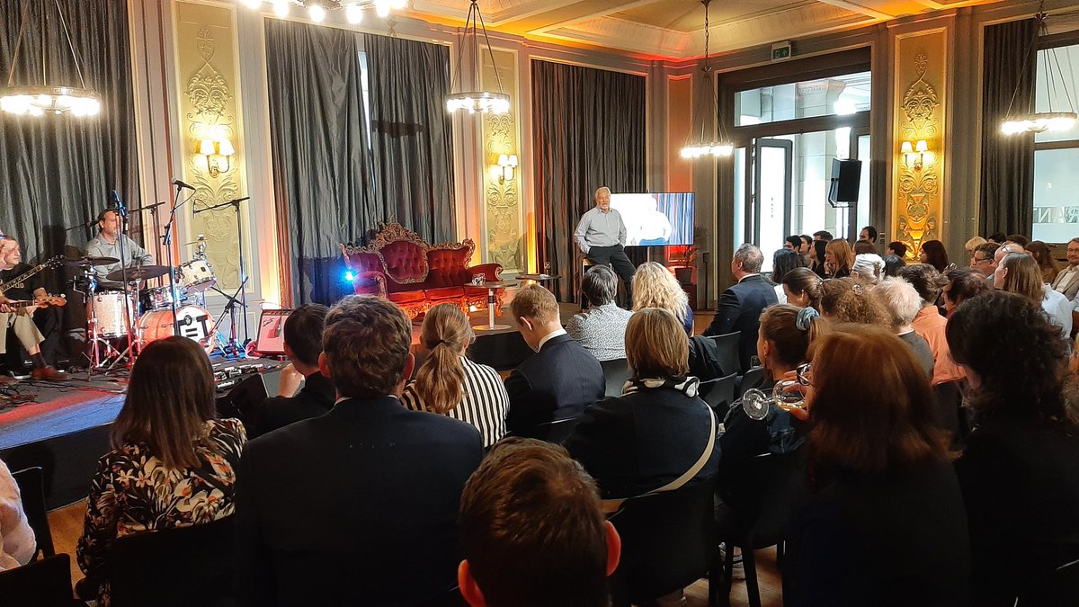 #beaucafe  The Beau Lieu Cafe is starting again in Brussels! What a positive energy!