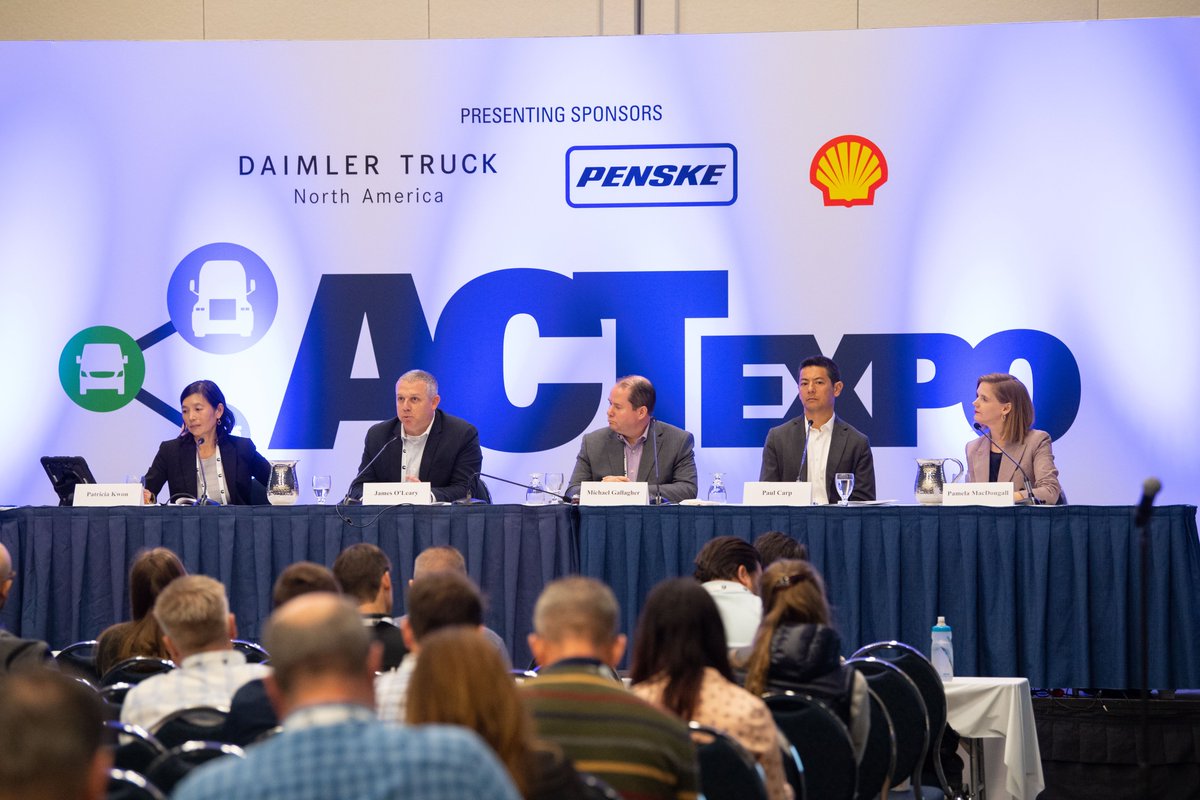 ACTExpo's tweet image. During the #ACTexpo Economies of Scale: How to Grow an Electric Fleet breakout, speakers shared that partnerships are key to deploying #BEVs at scale. @NFIindustries, @evgonetwork, @SouthCoastAQMD, @EnvDefenseFund, @PTGT.