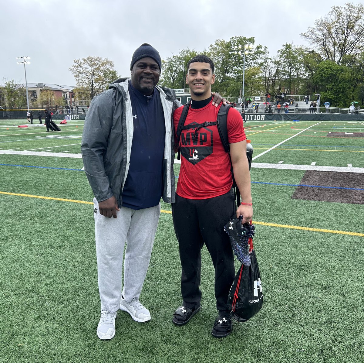 Had great time at the ESPN 300 under armor camp working with some of the top linebackers in the country and competing against the top running backs in the country. Thank you Coach Pepper Johnson for choosing me out of all the linebackers as the Linebacker MVP! 
<a href="/PepJ52/">Pepper Johnson</a>