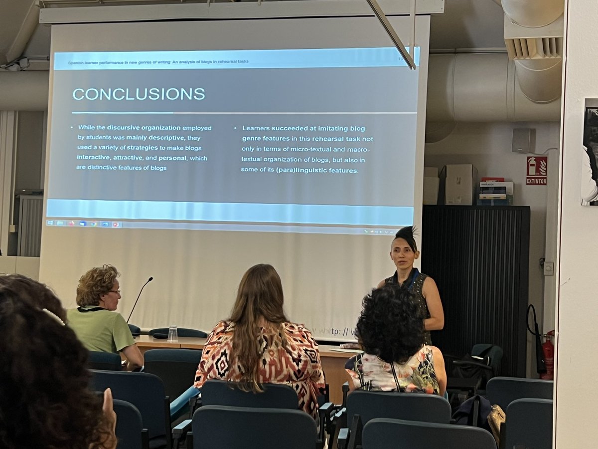 FRosellAguilar's tweet photo. Fantastic presentation on learner performance in new genres of writing by Andrea Olivares-Beltrán. #Cilidi https://t.co/Cicyqyf2nz
