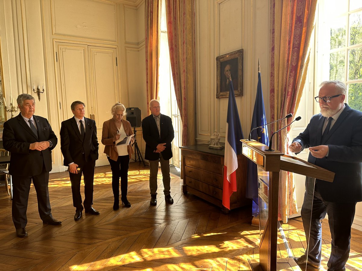 Préfet du Doubs tweet media