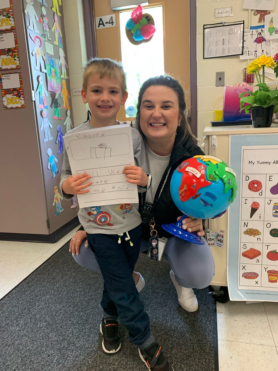 lifeLONGcharger's tweet photo. Over in our kindergarten building, students are working on persuasive writing! Evander wrote to me after borrowing their class globe and forgetting to return it! I loved the reasons so the globe is now safely returned!

@cveschargers @lisa_minutoli @MsMsuperheros https://t.co/nz4bkXr6e3