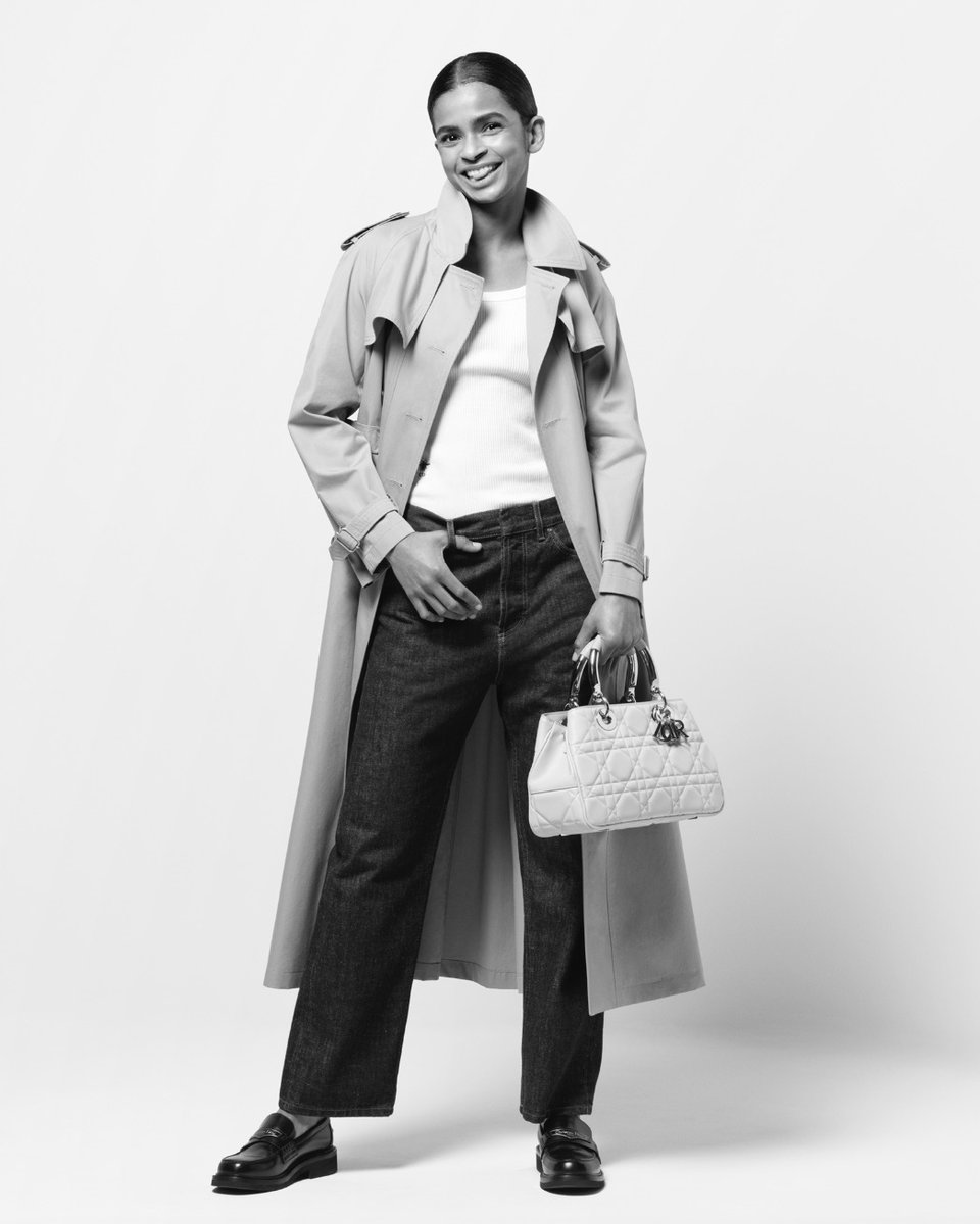 Dior's tweet photo. Conveying confident chic. House friend @RamlaAli carries the #DiorLady9522 by Maria Grazia Chiuri in its Medium latte format. More https://t.co/X92D8Xp6R4.
© Brigitte Lacombe https://t.co/RHT5RNrQLk
