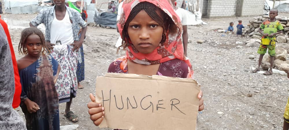 AfarRefugees's tweet photo. @UNHCREthiopia @mamadou_dbalde @RRSEthiopia @IOMEthiopia @WFP_Ethiopia @UNICEFEthiopia @WHOEthiopia @GOAL_Global @NRC_EAY @RESCUEorg @owdaorg #Eritrean Afar Refugees in Afar region are in need of basic things.
#No food
#No health access
#No security 
#No protection

#SaveEritreanAfarRefugeesInEthiopia https://t.co/c3opPZyu2Y