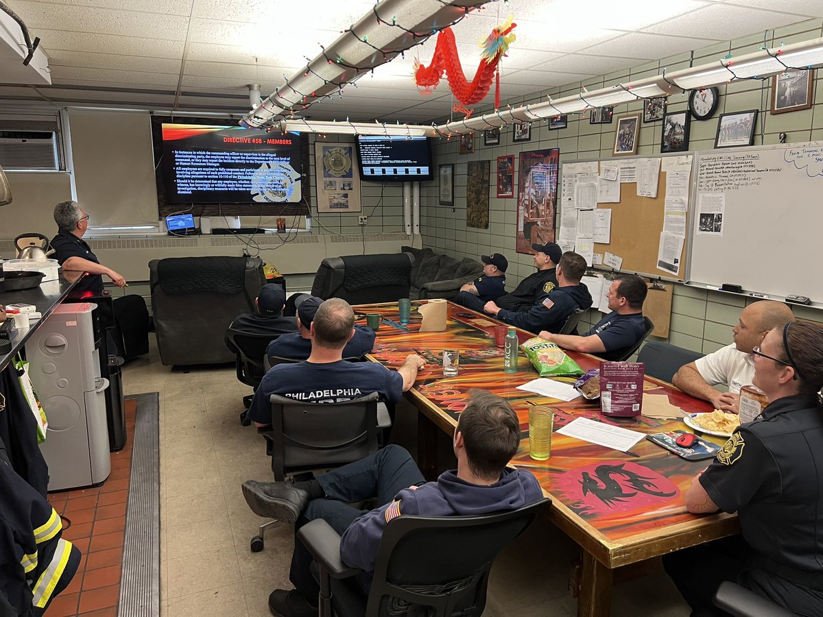 ThielAdam's tweet image. Great visits last week with several of our dedicated @PhillyFireDept companies during our TLC 2.0 sessions; talking about the importance of diverse, inclusive, &amp;amp; respectful teams for accomplishing our #24x7x365 mission! #pfdstrongtogether