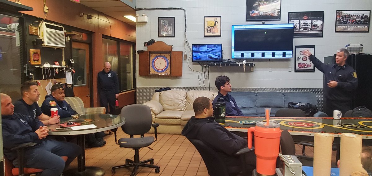 ThielAdam's tweet image. Great visits last week with several of our dedicated @PhillyFireDept companies during our TLC 2.0 sessions; talking about the importance of diverse, inclusive, &amp;amp; respectful teams for accomplishing our #24x7x365 mission! #pfdstrongtogether